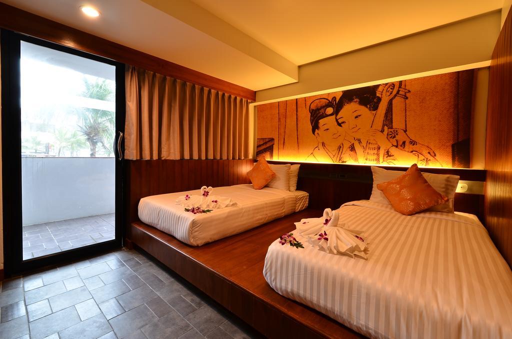 Lap Roi Karon Beachfront By Shanaya Exterior photo